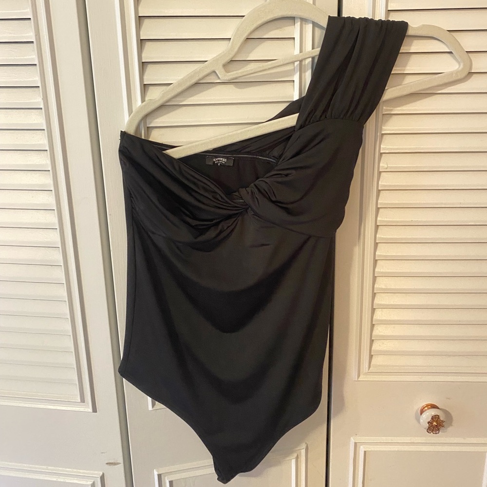 Express One Shoulder Body Suit Going Out Top Size M